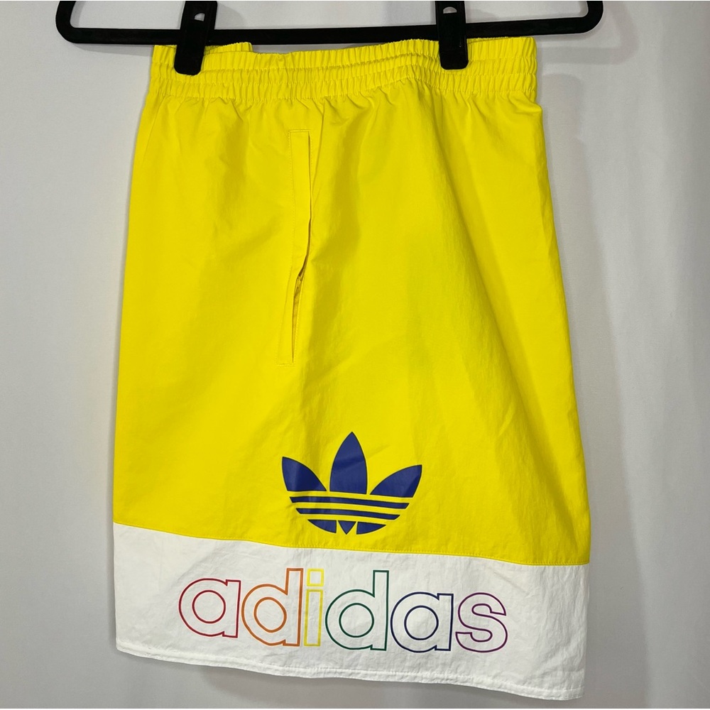 Adidas Originals Men's Pride Freestyle Shorts Yellow/White, Size 2XL, 0145.